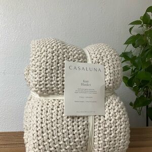Casaluna Chunky Knit Blanket - Oatmeal